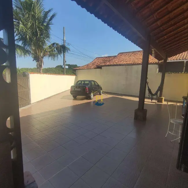 Foto 2 de Casa com 3 quartos à venda, 286m2 em Mirim, Praia Grande - SP