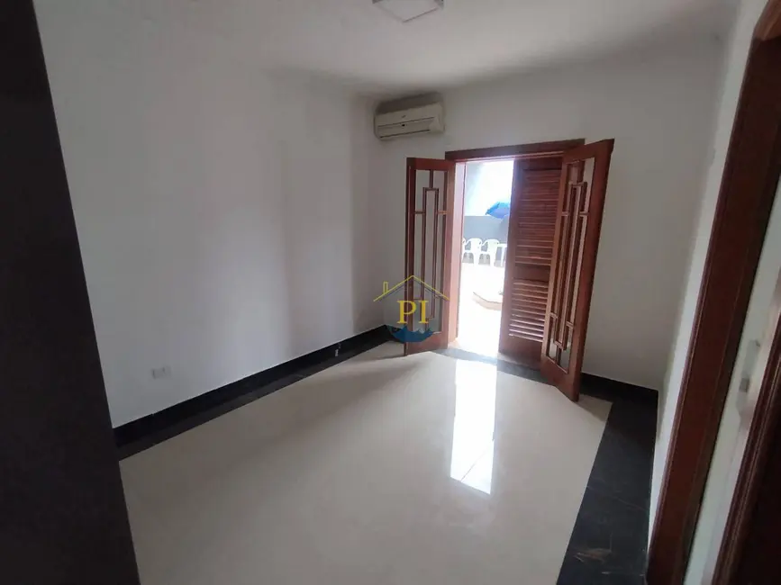 Foto 5 de Casa com 3 quartos à venda, 400m2 em Canto do Forte, Praia Grande - SP