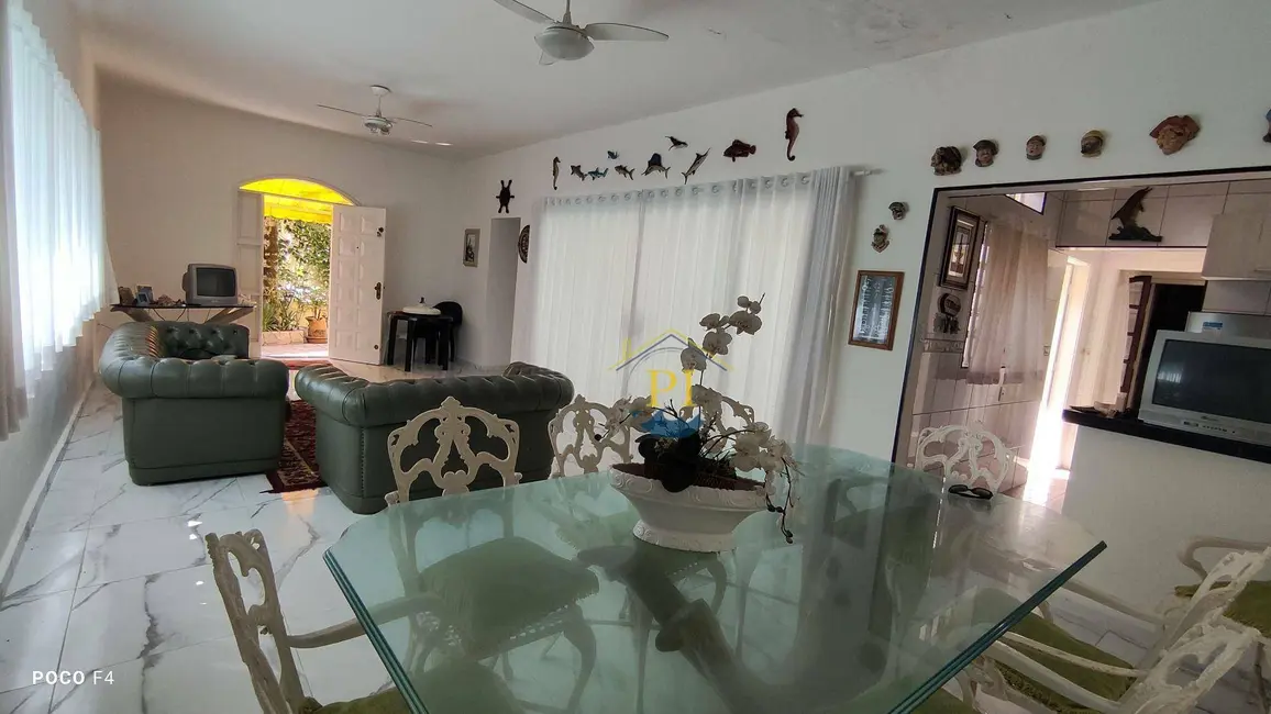 Foto 5 de Casa com 3 quartos à venda, 360m2 em Praia Grande - SP