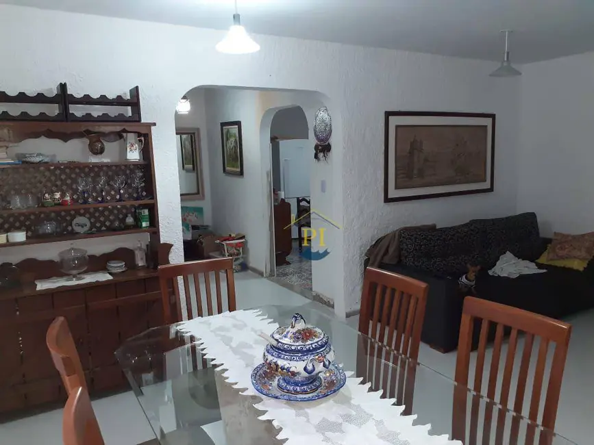 Casa com 5 quartos à venda, 200m2 em Canto do Forte, Praia Grande - SP - imagem 9 Foto 9 de Casa com 5 quartos à venda, 200m2 em Canto do Forte, Praia Grande - SP