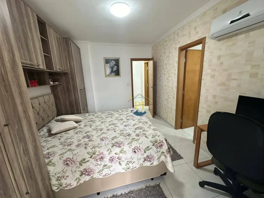 Apartamento com 2 quartos à venda, 115m2 em Canto do Forte, Praia Grande - SP - imagem 5 Foto 5 de Apartamento com 2 quartos à venda, 115m2 em Canto do Forte, Praia Grande - SP