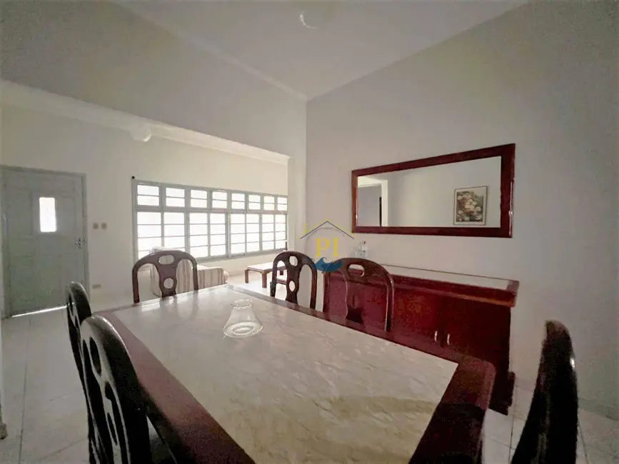 Foto 7 de Casa com 4 quartos à venda, 367m2 em Praia Grande - SP