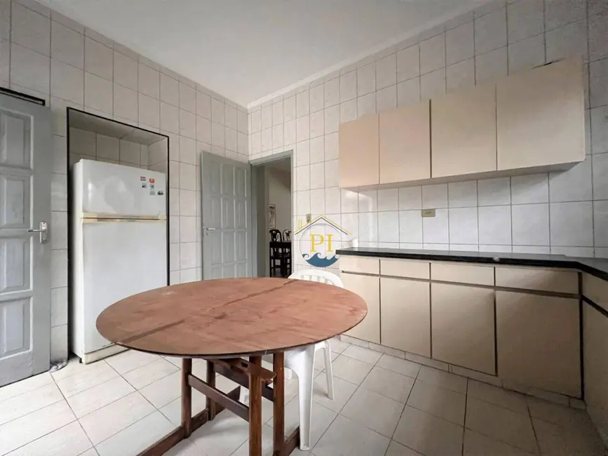 Foto 9 de Casa com 4 quartos à venda, 367m2 em Praia Grande - SP