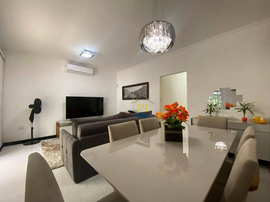 Foto 8 de Casa com 3 quartos à venda, 228m2 em Canto do Forte, Praia Grande - SP