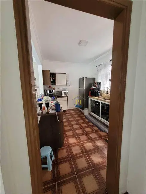Sobrado com 3 quartos à venda, 100m2 em Praia Grande - SP - imagem 8 Foto 8 de Sobrado com 3 quartos à venda, 100m2 em Praia Grande - SP