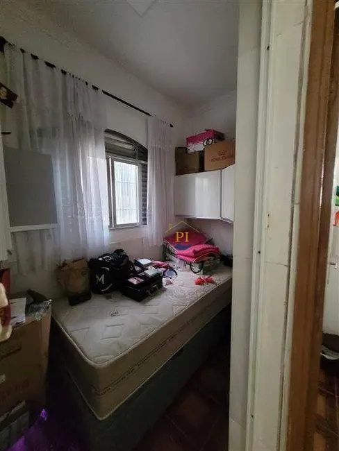 Sobrado com 3 quartos à venda, 100m2 em Praia Grande - SP - imagem 7 Foto 7 de Sobrado com 3 quartos à venda, 100m2 em Praia Grande - SP