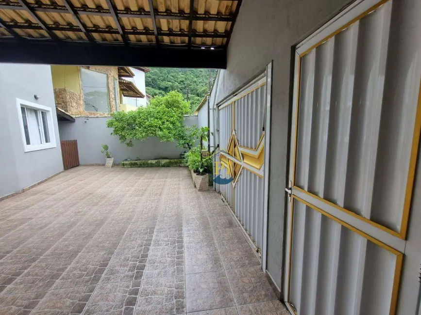 Casa com 3 quartos à venda, 280m2 em Canto do Forte, Praia Grande - SP - imagem 3 Foto 3 de Casa com 3 quartos à venda, 280m2 em Canto do Forte, Praia Grande - SP