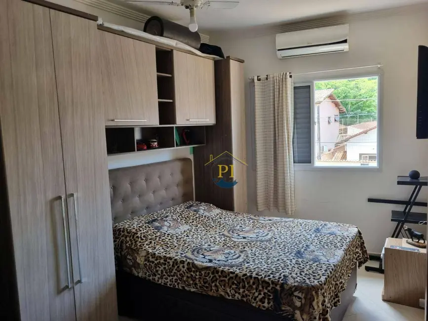 Casa com 3 quartos à venda, 280m2 em Canto do Forte, Praia Grande - SP - imagem 6 Foto 6 de Casa com 3 quartos à venda, 280m2 em Canto do Forte, Praia Grande - SP