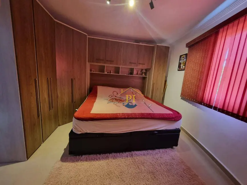 Casa com 3 quartos à venda, 280m2 em Canto do Forte, Praia Grande - SP - imagem 7 Foto 7 de Casa com 3 quartos à venda, 280m2 em Canto do Forte, Praia Grande - SP