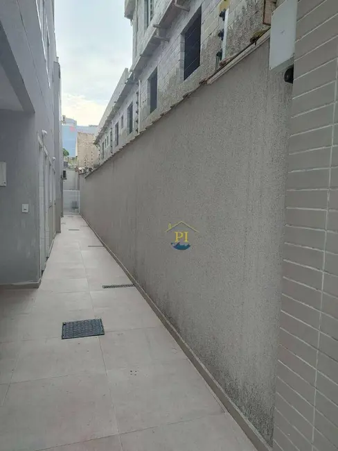 Foto 4 de Casa de Condomínio com 2 quartos à venda, 62m2 em Praia Grande - SP