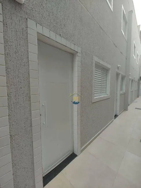 Foto 2 de Casa de Condomínio com 2 quartos à venda, 62m2 em Praia Grande - SP