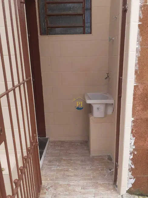 Foto 2 de Armazém / Galpão com 1 quarto à venda, 32m2 em Praia Grande - SP