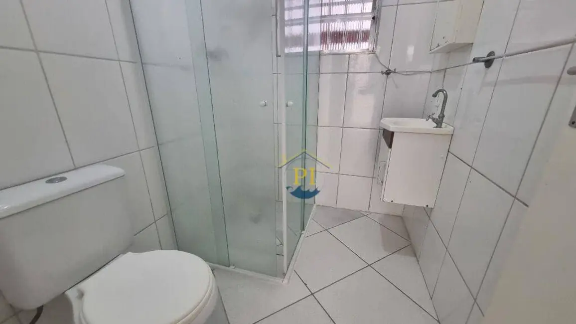 Casa com 1 quarto à venda, 60m2 em Praia Grande - SP - imagem 6 Foto 6 de Casa com 1 quarto à venda, 60m2 em Praia Grande - SP