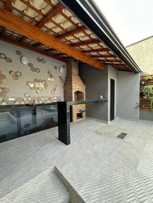 Foto 2 de Casa de Condomínio com 2 quartos à venda, 54m2 em Maracanã, Praia Grande - SP