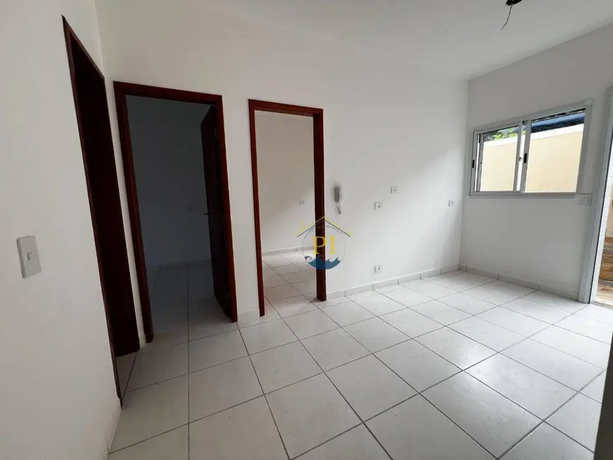 Foto 4 de Casa de Condomínio com 2 quartos à venda, 48m2 em Praia Grande - SP