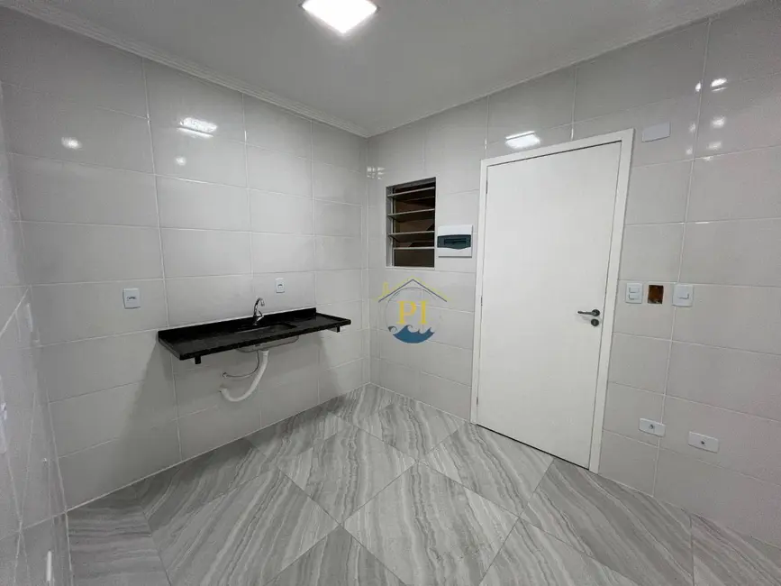 Kitnet com 1 quarto à venda, 28m2 em Canto do Forte, Praia Grande - SP - imagem 3 Foto 3 de Kitnet com 1 quarto à venda, 28m2 em Canto do Forte, Praia Grande - SP