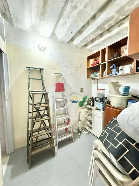 Foto 2 de Casa com 2 quartos à venda, 154m2 em Praia Grande - SP