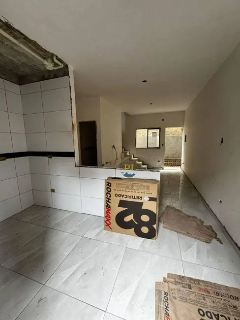 Foto 3 de Casa de Condomínio com 2 quartos à venda, 55m2 em Praia Grande - SP