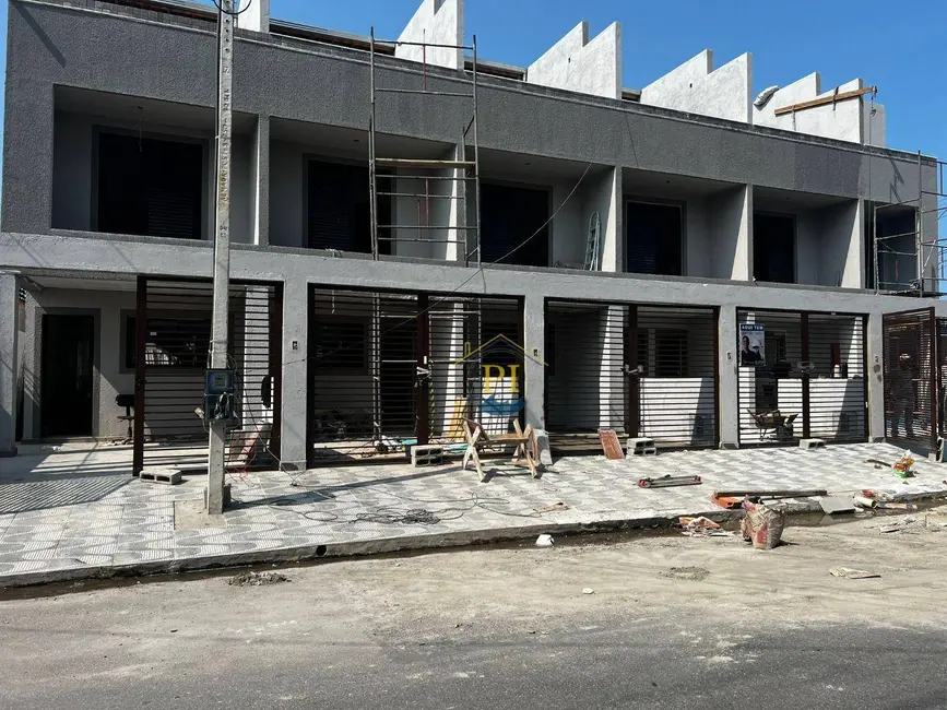 Foto 2 de Casa de Condomínio com 3 quartos à venda, 108m2 em Praia Grande - SP