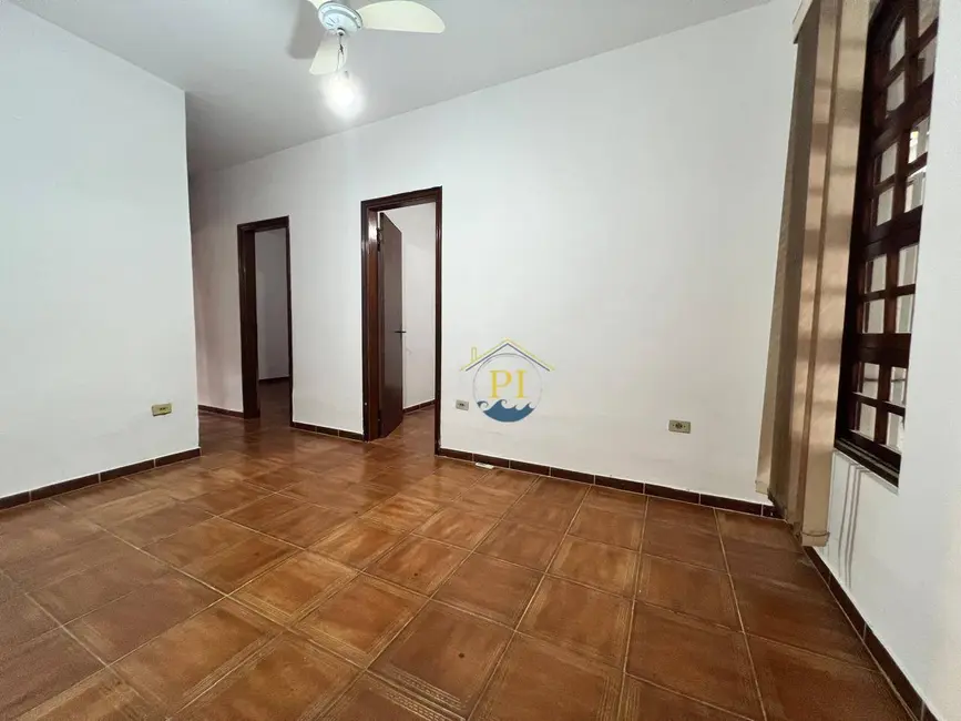 Casa com 2 quartos à venda, 70m2 em Praia Grande - SP - imagem 4 Foto 4 de Casa com 2 quartos à venda, 70m2 em Praia Grande - SP