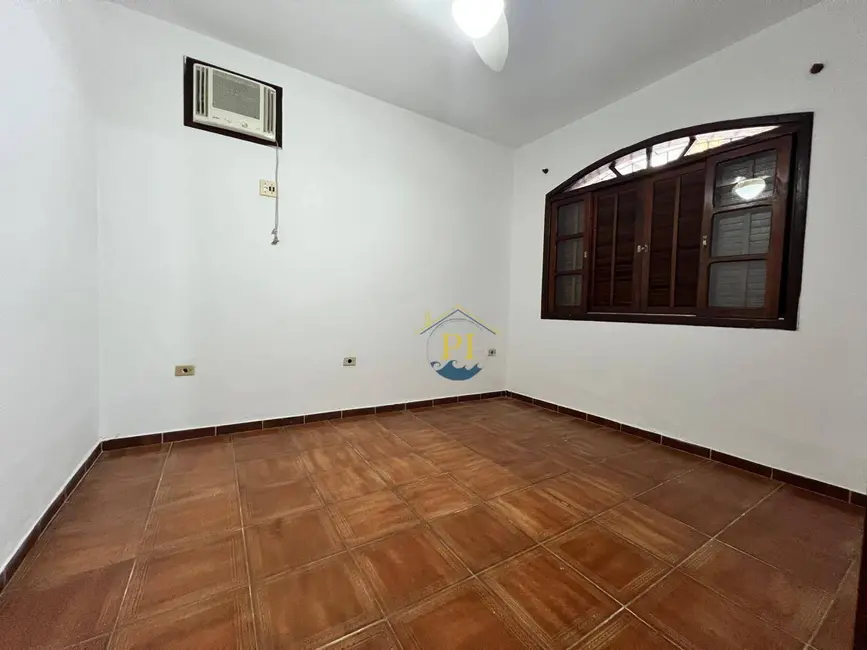 Casa com 2 quartos à venda, 70m2 em Praia Grande - SP - imagem 6 Foto 6 de Casa com 2 quartos à venda, 70m2 em Praia Grande - SP