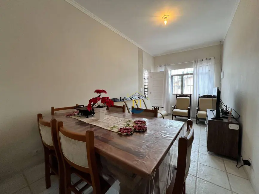 Casa com 2 quartos à venda, 187m2 em Praia Grande - SP - imagem 9 Foto 9 de Casa com 2 quartos à venda, 187m2 em Praia Grande - SP