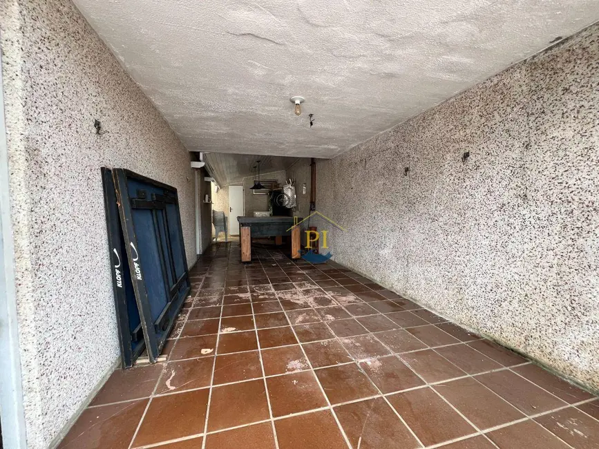 Casa com 2 quartos à venda, 187m2 em Praia Grande - SP - imagem 5 Foto 5 de Casa com 2 quartos à venda, 187m2 em Praia Grande - SP