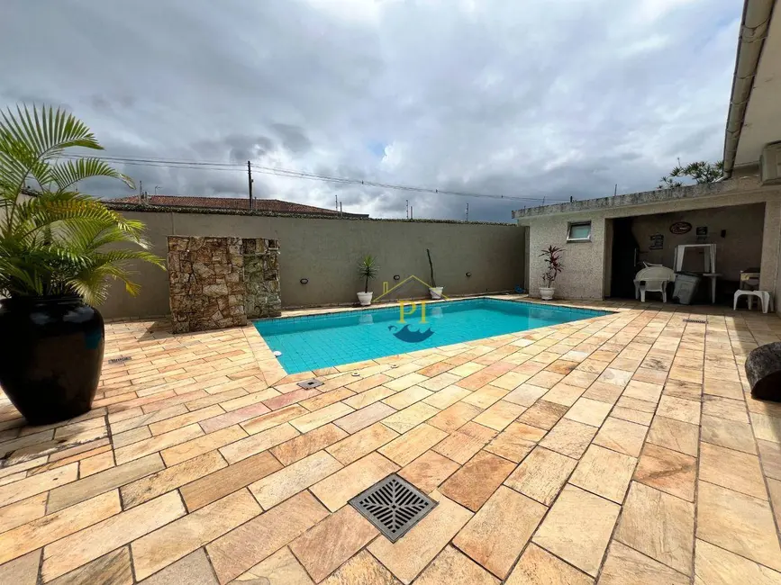 Casa com 2 quartos à venda, 187m2 em Praia Grande - SP - imagem 1 Foto 1 de Casa com 2 quartos à venda, 187m2 em Praia Grande - SP