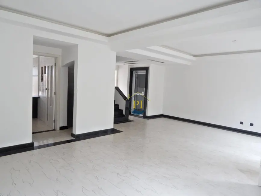 Foto 3 de Sobrado com 4 quartos à venda, 280m2 em Mirim, Praia Grande - SP