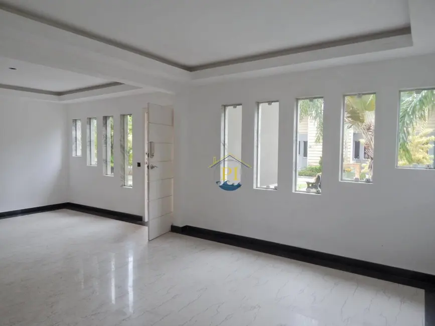 Foto 4 de Sobrado com 4 quartos à venda, 280m2 em Mirim, Praia Grande - SP