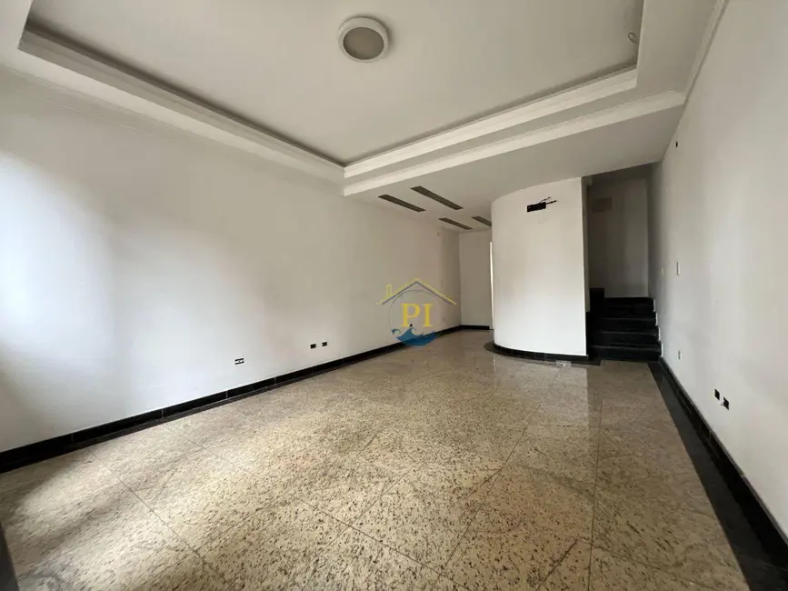 Foto 2 de Sobrado com 2 quartos à venda, 149m2 em Mirim, Praia Grande - SP