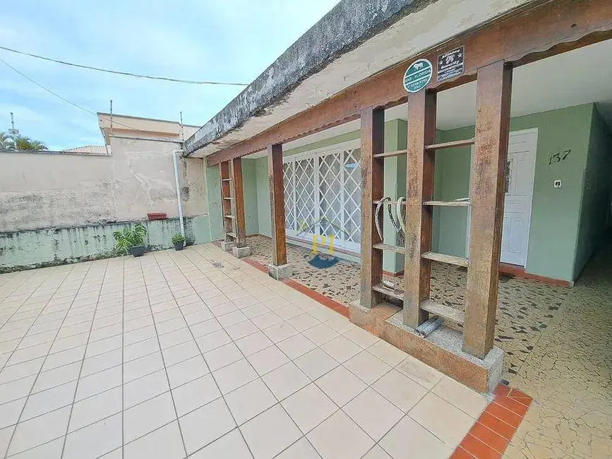 Foto 2 de Casa com 3 quartos à venda, 299m2 em Solemar, Praia Grande - SP