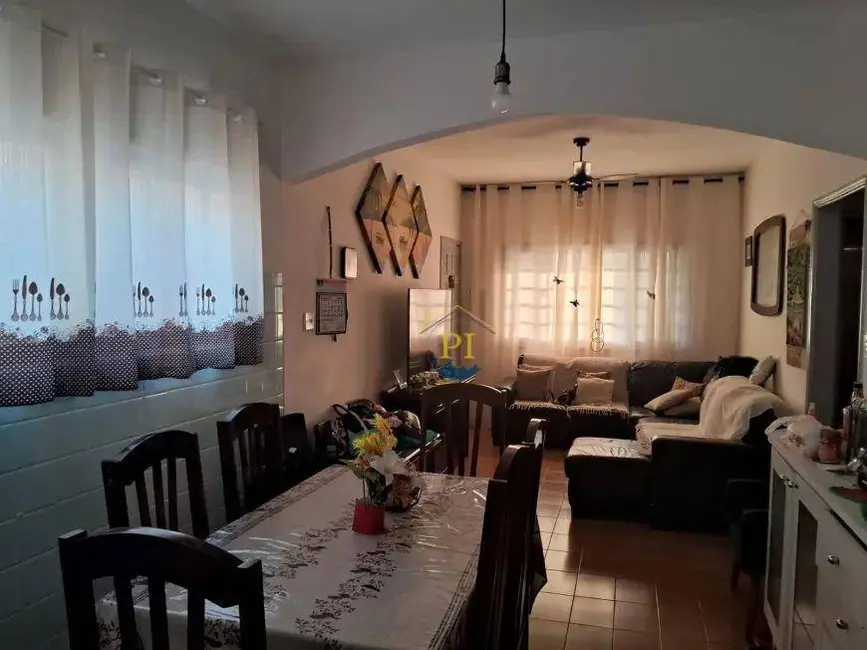 Foto 9 de Casa com 4 quartos à venda, 144m2 em Solemar, Praia Grande - SP