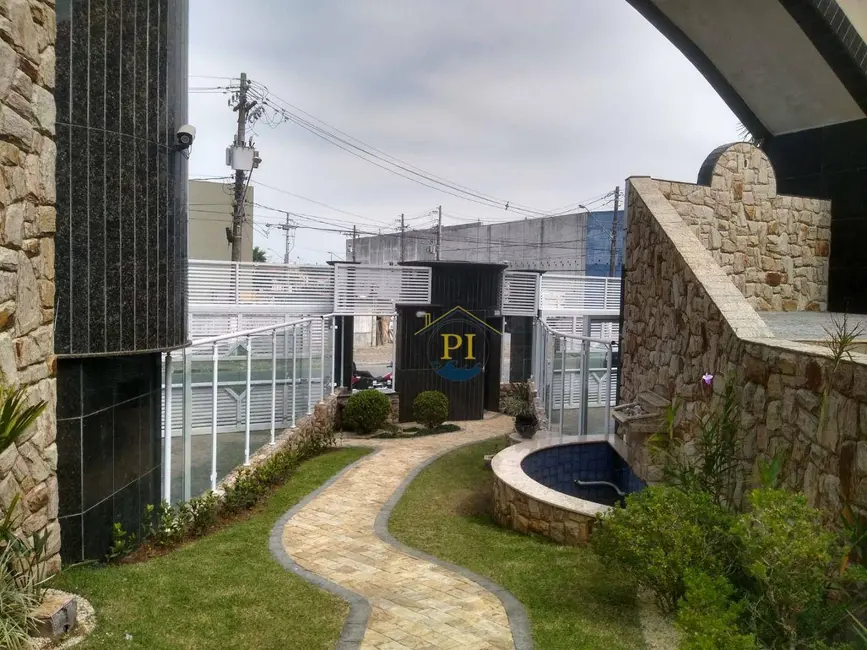 Foto 2 de Casa de Condomínio com 2 quartos à venda, 195m2 em Mirim, Praia Grande - SP