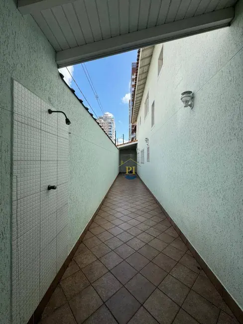 Casa com 3 quartos à venda, 117m2 em Praia Grande - SP - imagem 4 Foto 4 de Casa com 3 quartos à venda, 117m2 em Praia Grande - SP