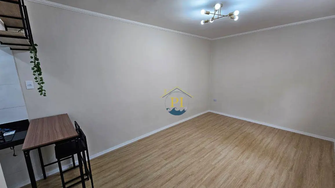 Foto 3 de Casa de Condomínio com 1 quarto à venda, 23m2 em Canto do Forte, Praia Grande - SP