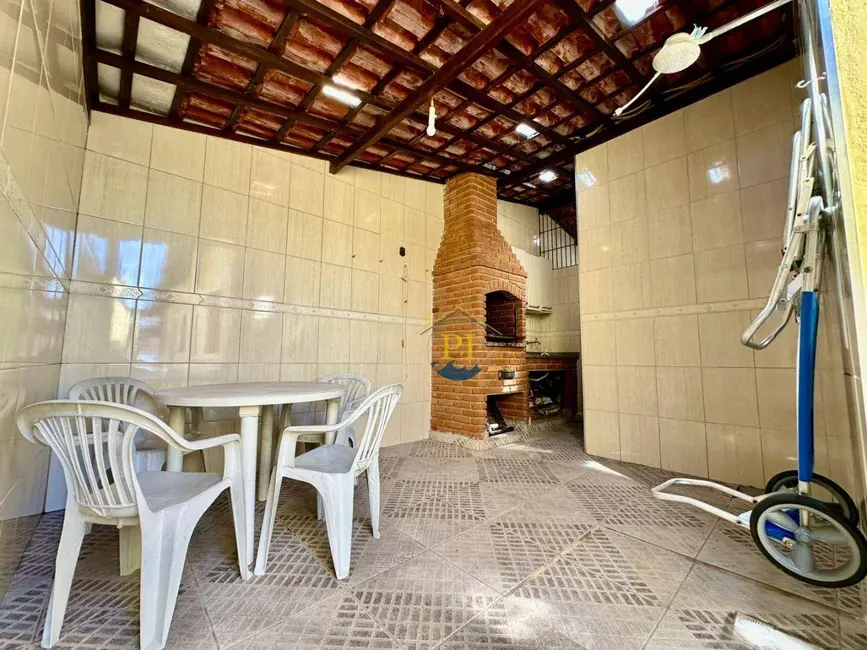 Foto 5 de Casa com 2 quartos à venda, 125m2 em Praia Grande - SP