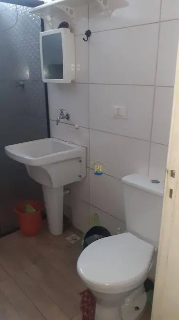 Kitnet com 1 quarto à venda, 24m2 em Praia Grande - SP - imagem 5 Foto 5 de Kitnet com 1 quarto à venda, 24m2 em Praia Grande - SP