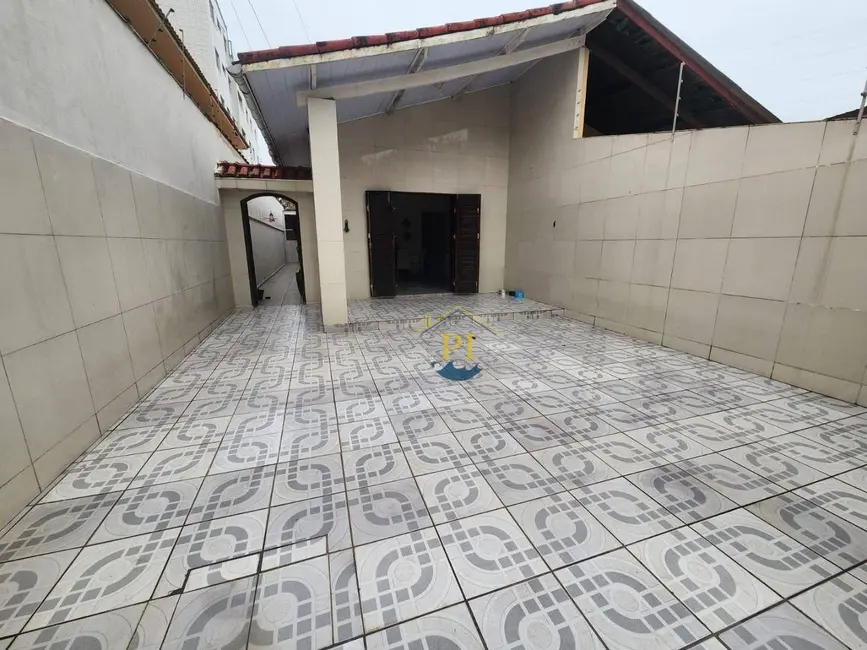 Foto 2 de Casa com 3 quartos à venda, 160m2 em Solemar, Praia Grande - SP