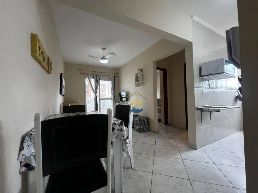 Foto 2 de Apartamento com 1 quarto à venda, 42m2 em Maracanã, Praia Grande - SP