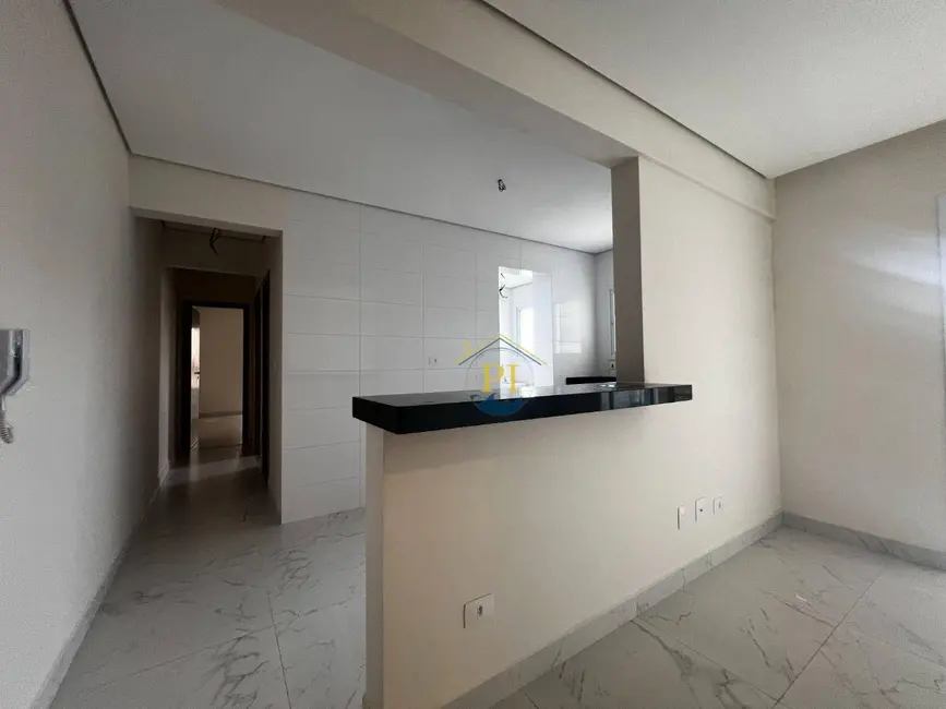 Foto 2 de Apartamento com 2 quartos à venda, 70m2 em Praia Grande - SP