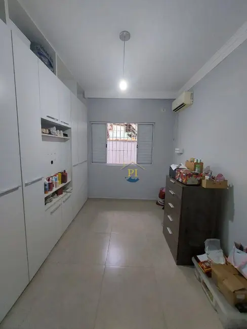 Casa com 2 quartos à venda, 75m2 em Tupi, Praia Grande - SP - imagem 6 Foto 6 de Casa com 2 quartos à venda, 75m2 em Tupi, Praia Grande - SP
