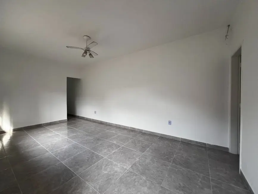 Casa com 3 quartos à venda, 212m2 em Praia Grande - SP - imagem 3 Foto 3 de Casa com 3 quartos à venda, 212m2 em Praia Grande - SP