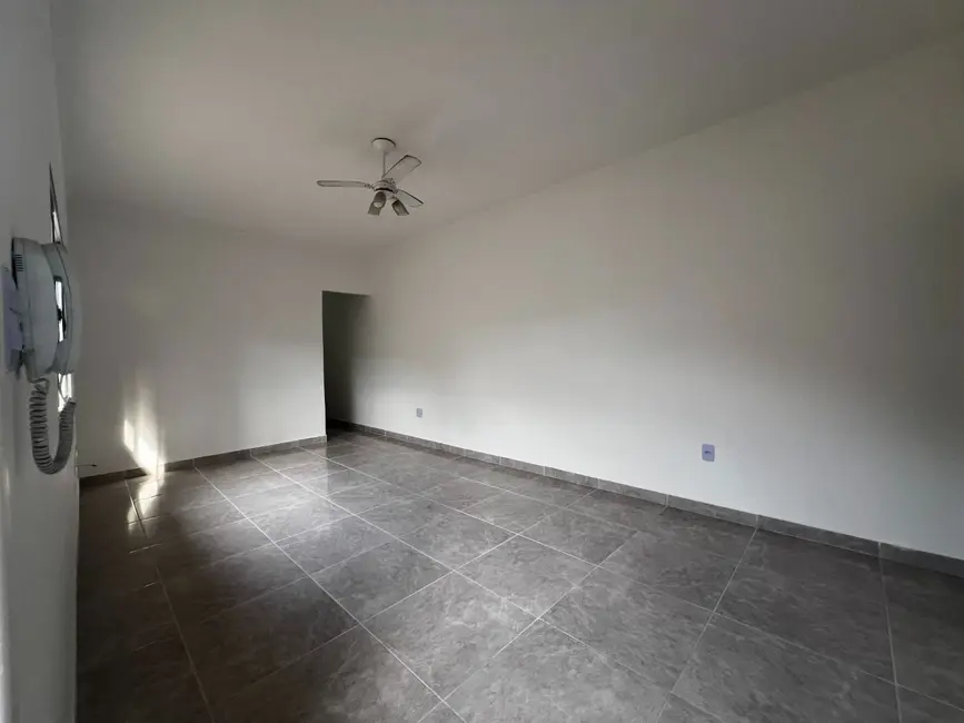 Casa com 3 quartos à venda, 212m2 em Praia Grande - SP - imagem 2 Foto 2 de Casa com 3 quartos à venda, 212m2 em Praia Grande - SP