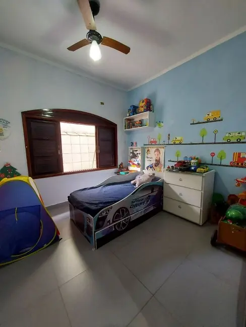 Casa com 4 quartos à venda, 444m2 em Praia Grande - SP - imagem 8 Foto 8 de Casa com 4 quartos à venda, 444m2 em Praia Grande - SP