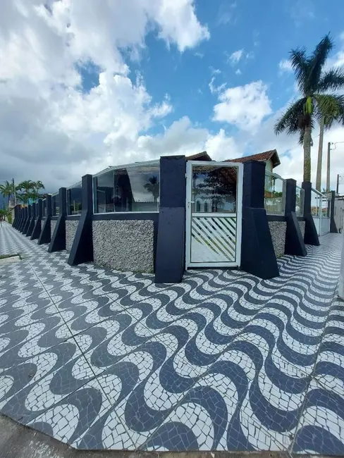 Casa com 4 quartos à venda, 444m2 em Praia Grande - SP - imagem 3 Foto 3 de Casa com 4 quartos à venda, 444m2 em Praia Grande - SP