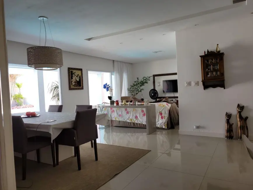 Foto 1 de Casa com 3 quartos à venda, 400m2 em Canto do Forte, Praia Grande - SP