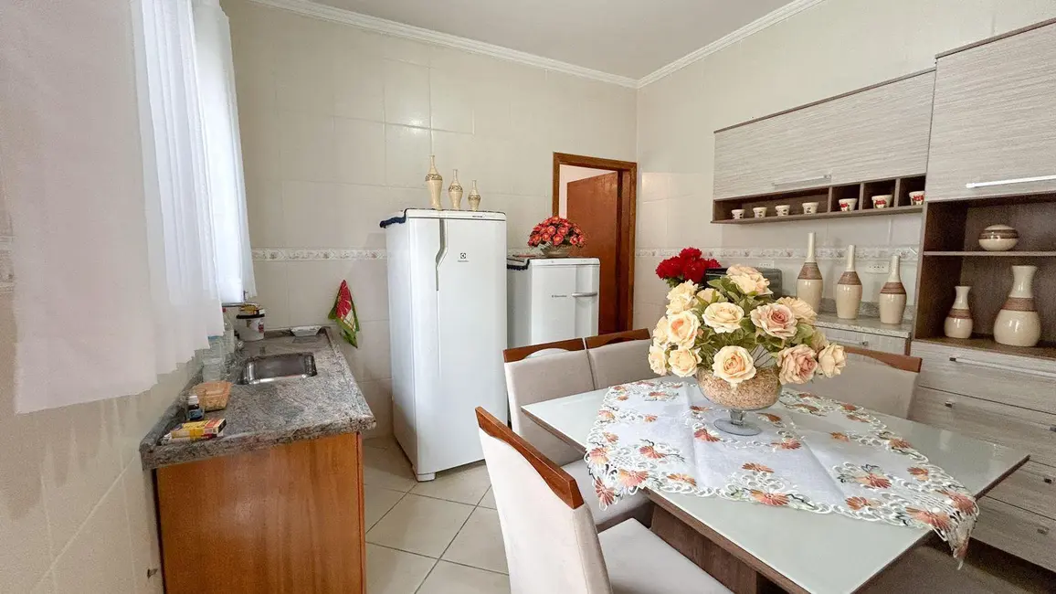 Foto 5 de Casa com 2 quartos à venda, 70m2 em Praia Grande - SP