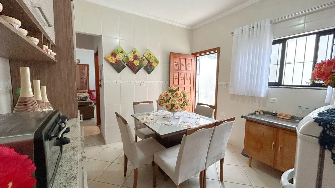 Foto 6 de Casa com 2 quartos à venda, 70m2 em Praia Grande - SP