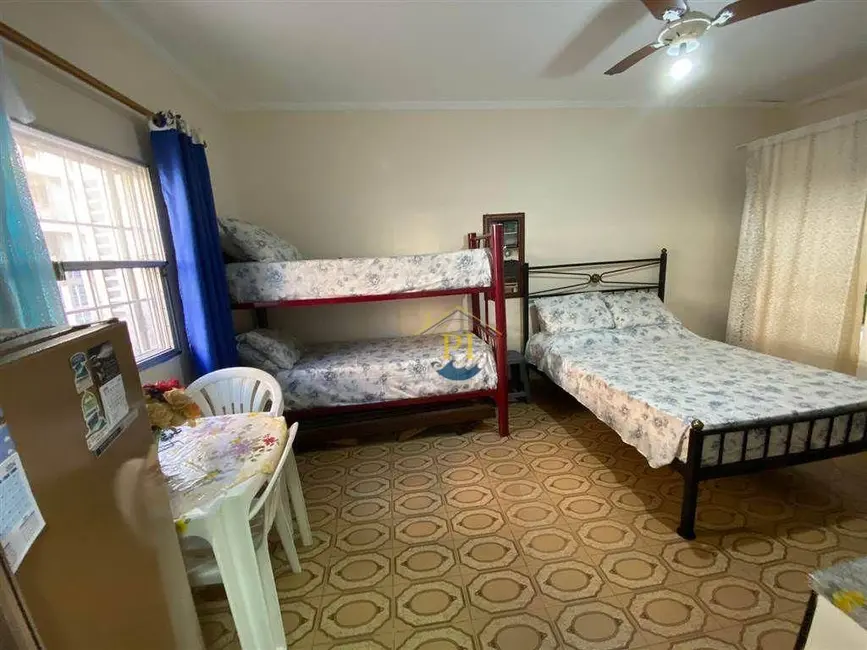 Foto 2 de Kitnet com 1 quarto à venda, 28m2 em Praia Grande - SP